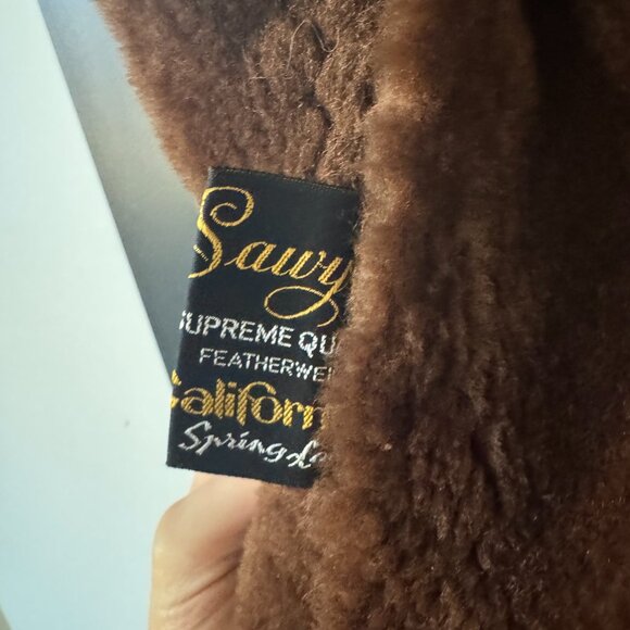 Stunning Vintage Shearling Vest - Picture 4 of 7